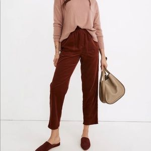 Madewell Curvy Tapered Huston PullOn Crop Pants in Corduroy, Size M